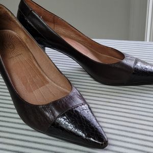 Joan & David genuine leather pumps 11M GUC